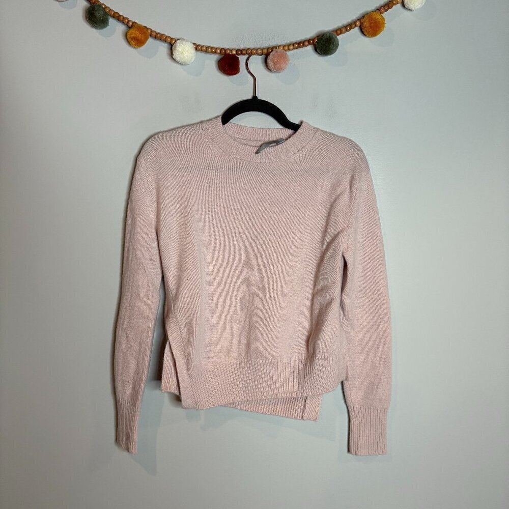 Vince Asymmetric Cashmere Crew Sweater in Cherry Blossom - Picture 4 of 7